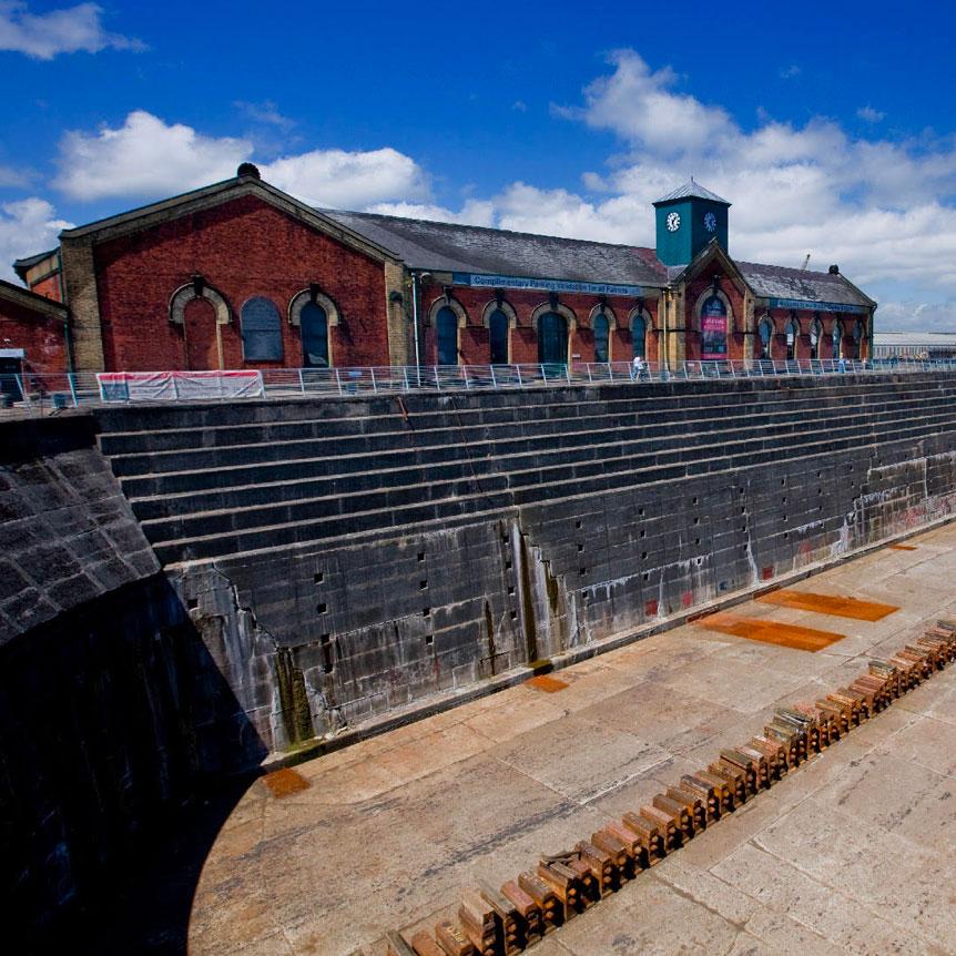 titanic belfast walking tour